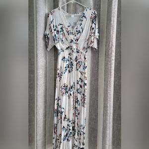 Maternity/Nursing Maxi Dress